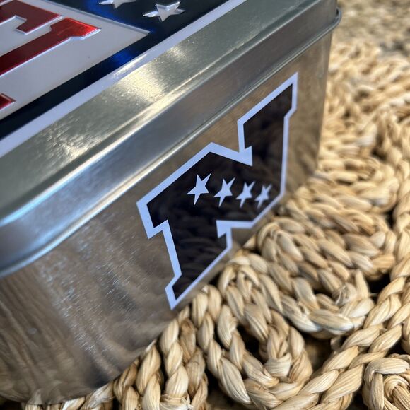 ***FREE W/PURCHASE Official‎ NFL Metal Storage Tin American and National Leagues - Picture 2 of 7